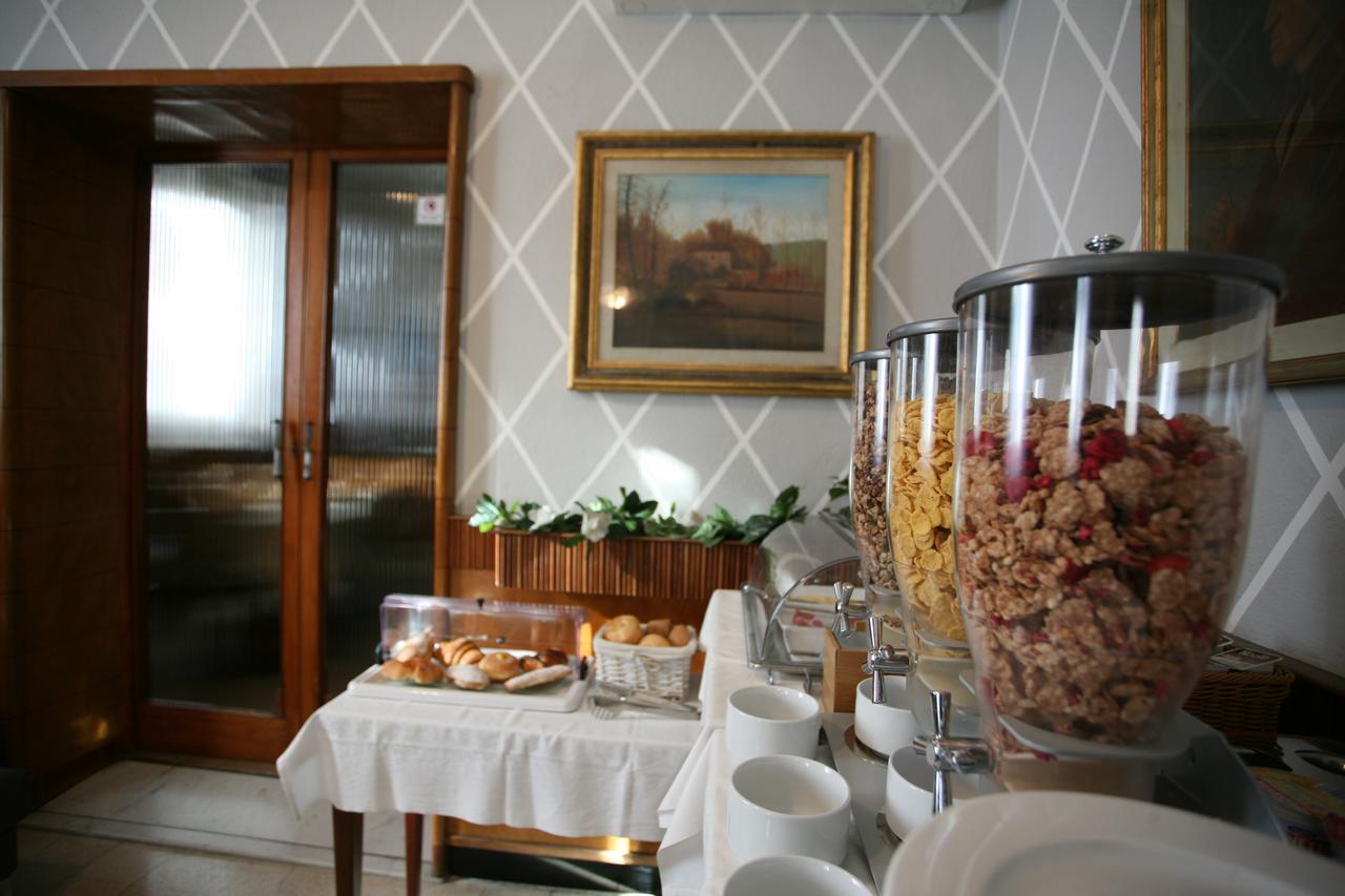 Hotel Il Sole Έμπολι Εξωτερικό φωτογραφία